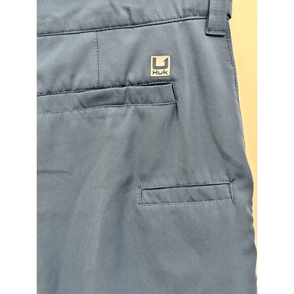 Huk Fishing Shorts Mens Medium Performance Outdoor Utility Zip Pocket Quick Dry - Picture 7 of 10